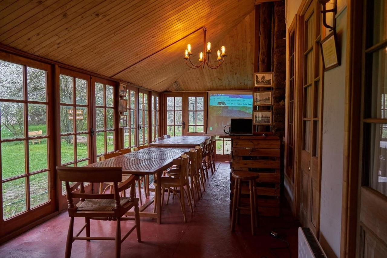 La Casa De Adobe Natural Y Mas Бульнес Экстерьер фото